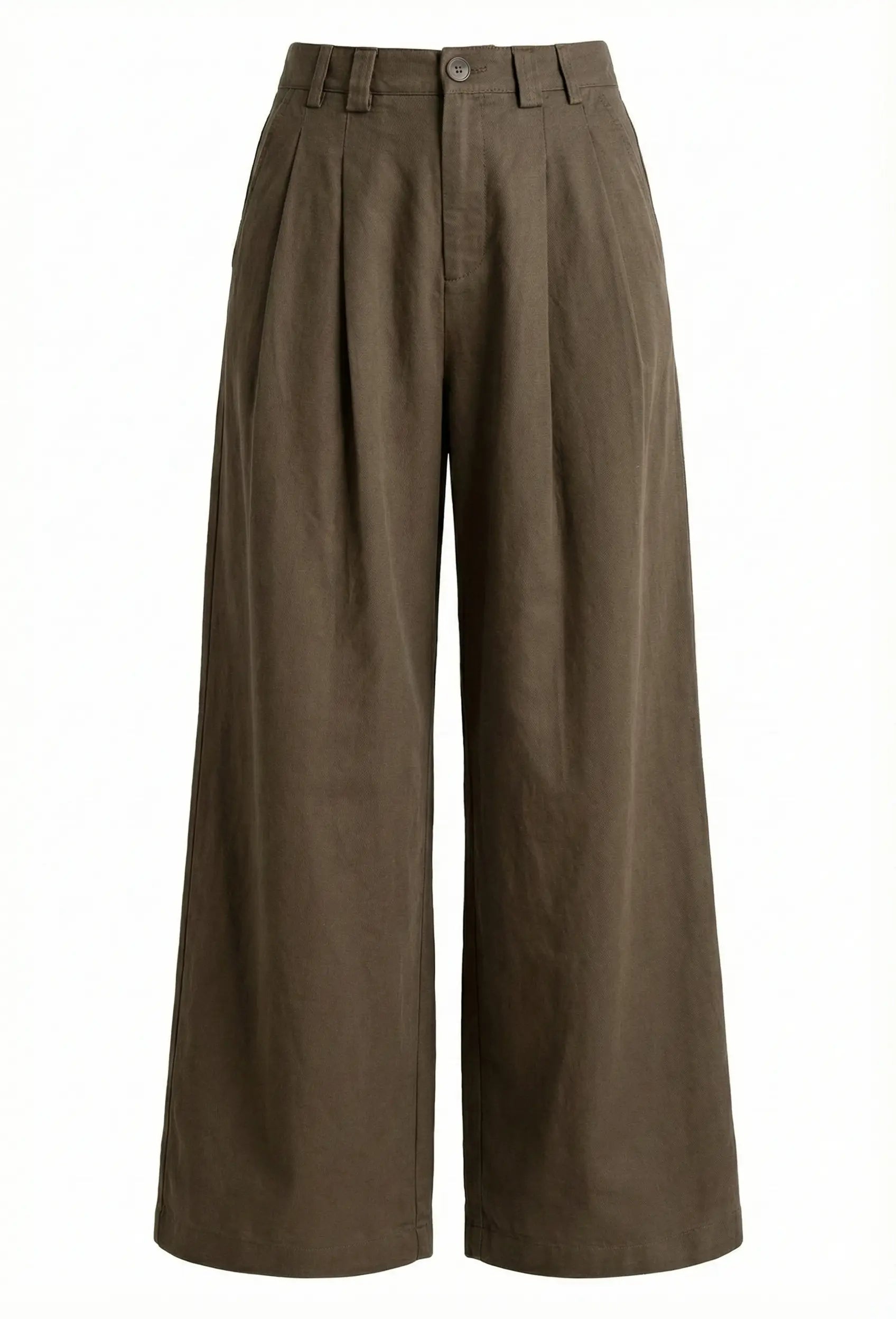 Pantalon large vert olive à pinces sur fond blanc